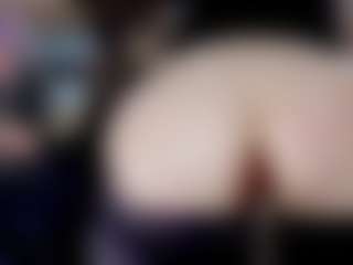 Doomed Nympho's Live Sex Cam Show