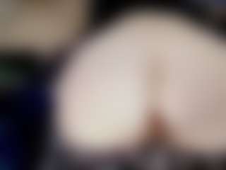 Doomed Nympho's Live Sex Cam Show