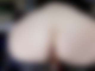 Doomed Nympho's Live Sex Cam Show