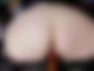 Live cam show with Doomed Nympho - Fuck Machine on Camsoda