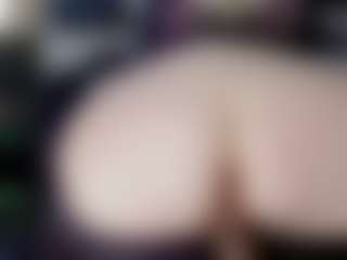 Doomed Nympho's Live Sex Cam Show