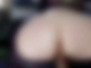 Doomed Nympho's Live Sex Cam Show