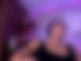 Live cam show with Liz Martins - Teen (18+) on xDating