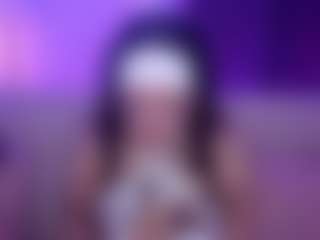 Live cam show with Liz Martins - Public on Milfs Live
