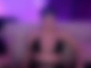 Live cam show with Liz Martins - Sexy on UwU Esports