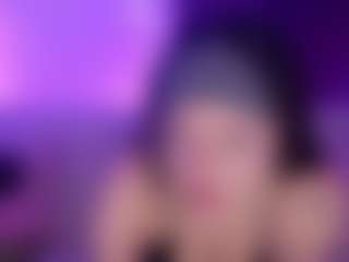 Live cam show with Liz Martins - Petite on Camsoda