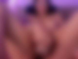 Live cam show with Liz Martins - Spy Petite on realtime-chat