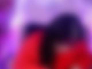 Live cam show with Liz Martins - Petite on Camming Site