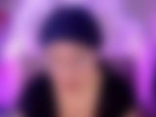 Live cam show with Liz Martins - Petite on Streamer API