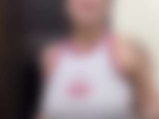 Live cam show with Liz Martins - Public Curvy on Camsoda