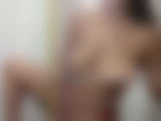 Live cam show with Liz Martins - Squirt on Camsoda