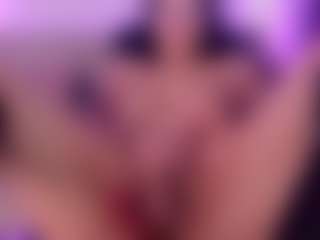 Live cam show with Liz Martins - Tattoos Curvy on Camsoda