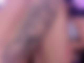 Live cam show with Liz Martins - Smoking on Camsoda