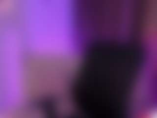 Live cam show with Liz Martins - Petite on boobsie.com