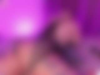 Live cam show with Liz Martins - Interactivetoy Granny on Dare Cams