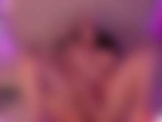 Live cam show with Liz Martins - Shaved Pussy on Gym Cam Girls