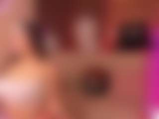 Live cam show with Liz Martins - Interactivetoy on Soda Cam