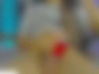 Live cam show with SweedandreaGil80 - Blonde Hair on madthumbs