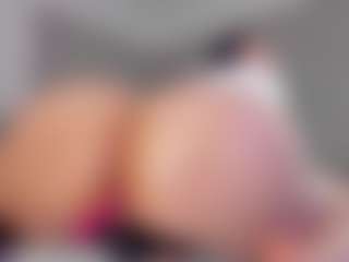 Live cam show with tamy-leen - Bedroom on liverealitysex.com