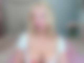 Live cam show with jacksonchloex - Milk on googirlz