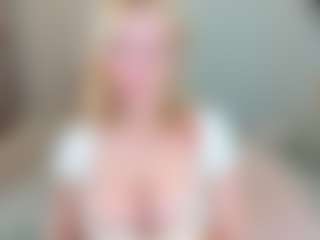 Live cam show with jacksonchloex - Average on Camsoda
