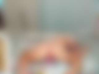 Live cam show with jacksonchloex - Blonde Hair on CamwithHer