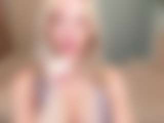 Live cam show with jacksonchloex - MILF Teen (18+) on CamSextacy
