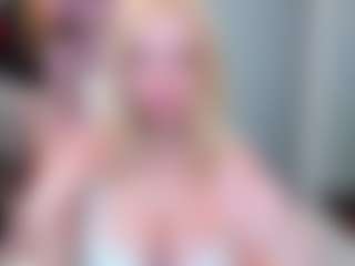 Live cam show with jacksonchloex - Blonde Hair Middle Aged on PervPlay.com