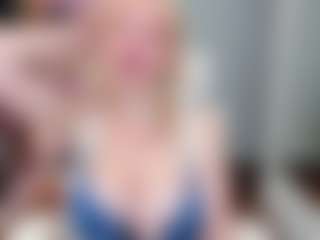 Live cam show with jacksonchloex - Blonde Hair Middle Aged on Camsoda