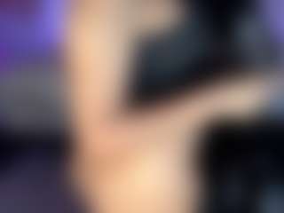 Live cam show with dannadomiinguez - Double Penetration on StripNow