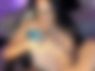 Live cam show with dannadomiinguez - Double Penetration on Chatstar