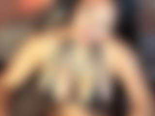 Live cam show with dannadomiinguez - Dirty on CamClone