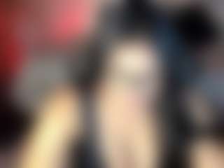 Live cam show with dannadomiinguez - Garter on Chatstar