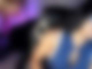 Live cam show with dannadomiinguez - Double Penetration on madthumbs