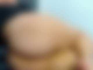 Live cam show with hanna-sweethot - Blonde Hair on MyBangCams