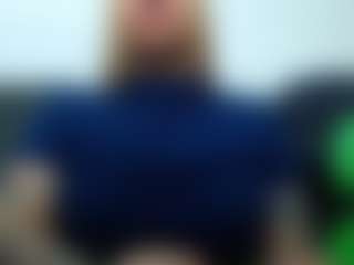 Live cam show with hanna-sweethot - Lush Blonde Hair on xplaylive.com