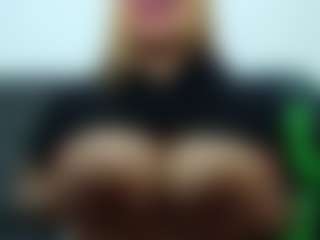 hanna-sweethot's Live Sex Cam Show