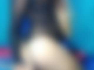 Live-camshow met chantall-hots - Black Hair op Camsoda