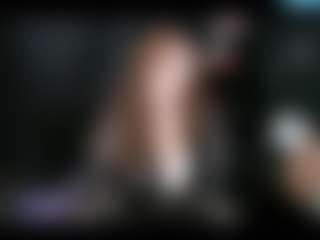 Live cam show with Mysti Majesti - Mature on Cam Slut