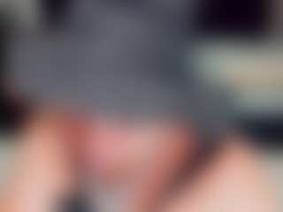 Live cam show with camilacarrington - HD on TeamSkeetLive
