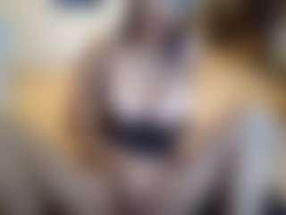 evangelinebelle's Live Sex Cam Show