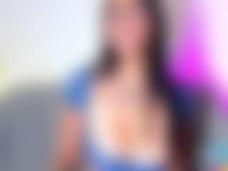 Live cam show with evangelinebelle - Gamer MILF on xxxlivecams.org