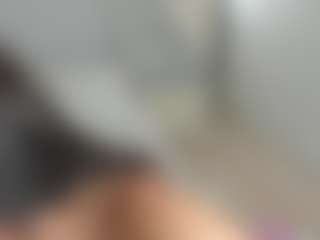 Live cam show with lizzieamber - Foot Fetish on SxyPornLive