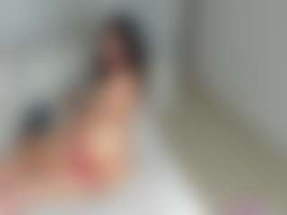 Live-Cam-Show mit lizzieamber - Spank auf Camsoda