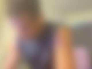 Live cam show with Vimala - Muscular on Camsoda