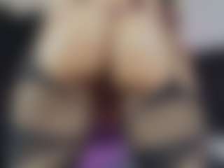 Zlatna's Live Sex Cam Show