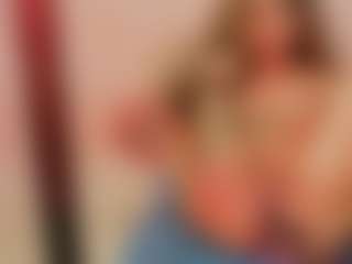 Zlatna's Live Sex Cam Show
