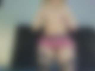 Zlatna's Live Sex Cam Show