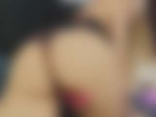 Zlatna's Live Sex Cam Show