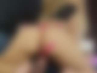 Zlatna's Live Sex Cam Show